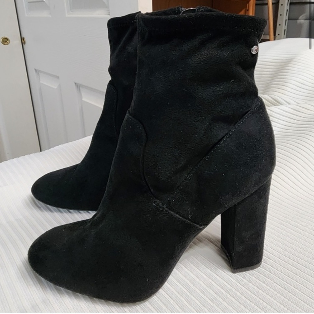 Circus by Sam Edelman "Carinda" booties size 7